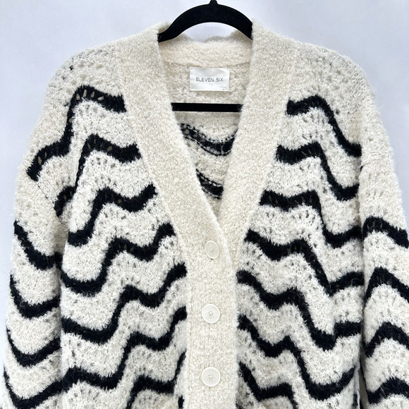 ELEVEN SIX Monica Cardigan Sweater Womens XS/S Ivory Black Relaxed Alpaca Preppy - Picture 3 of 12